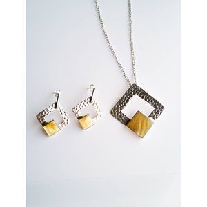 Sterling Silver 950 earrings and necklace set. HANDMADE IN PERU